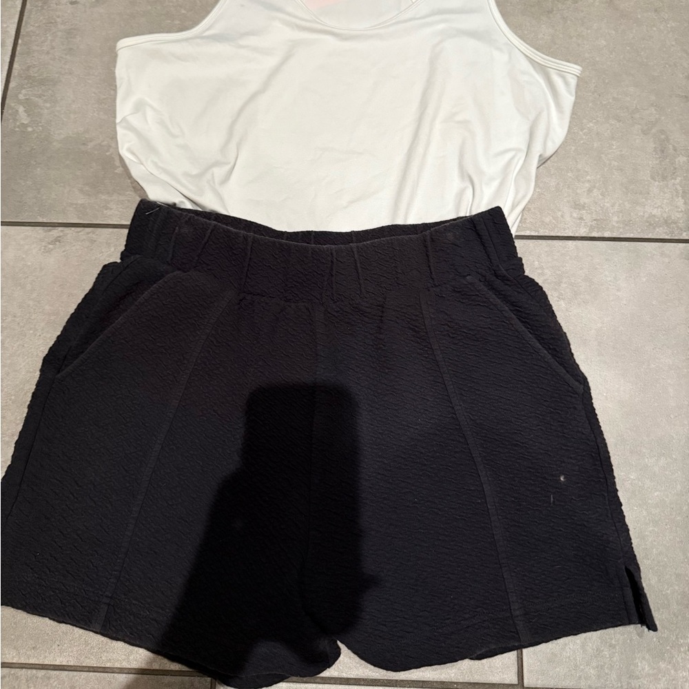 Zella Black Textured High Waisted Athletic Shorts Size Small - Picture 5 of 14